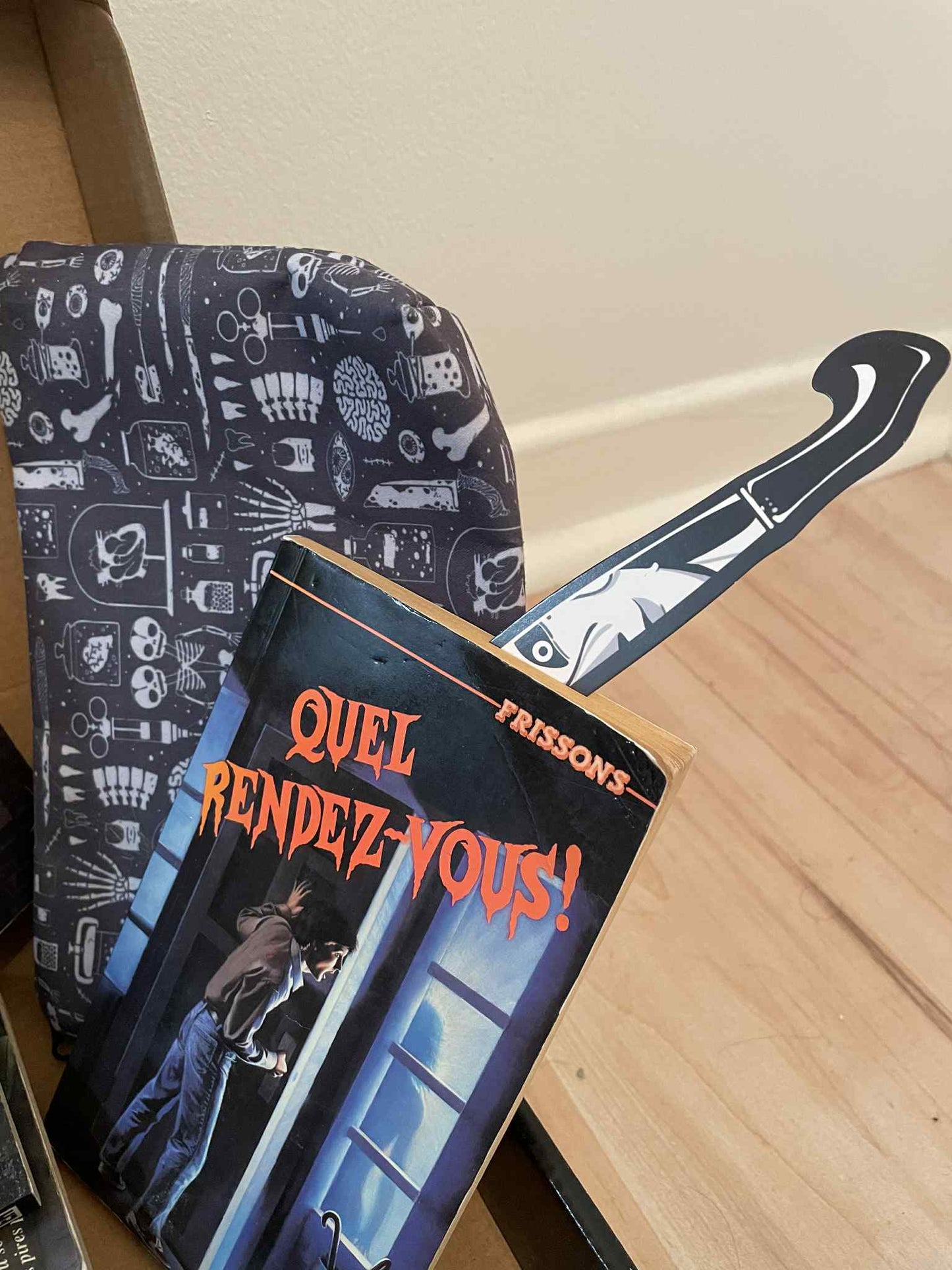 📦 Boîte spéciale : 8 livres de la collection Frissons 👻