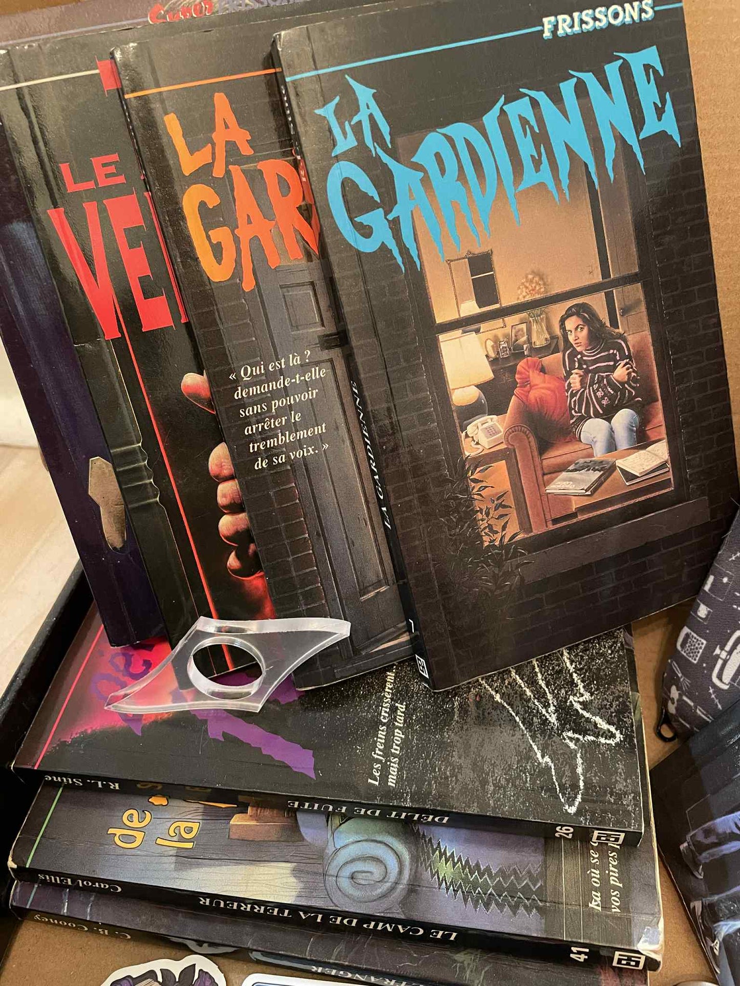 📦 Boîte spéciale : 8 livres de la collection Frissons 👻