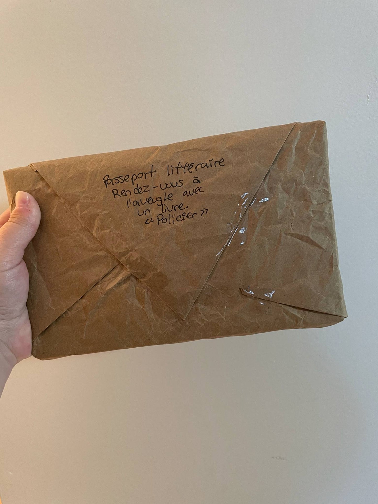 🔎 Rencontre à l’aveugle avec un livre… version policier